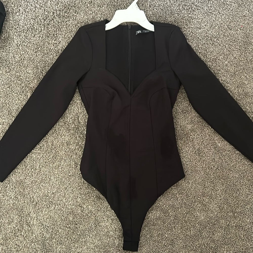 Longsleeve fitted body suit